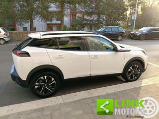 PEUGEOT 2008 usata, con USB