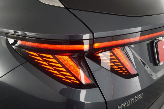 HYUNDAI Tucson usata 10