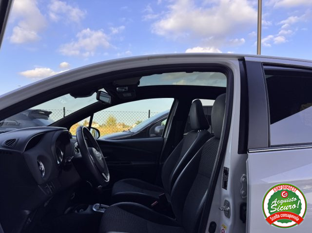 TOYOTA Yaris usata, con Controllo trazione