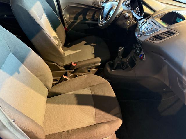 FORD Fiesta usata, con Specchietti laterali elettrici