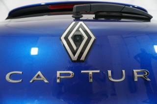 RENAULT Captur usata, con USB