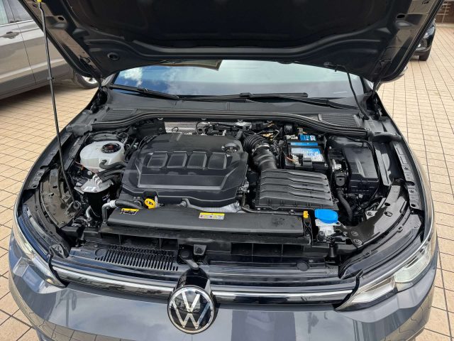 VOLKSWAGEN Golf usata, con Sistema di navigazione