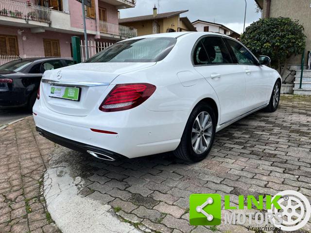 MERCEDES-BENZ E 200 usata, con Climatizzatore