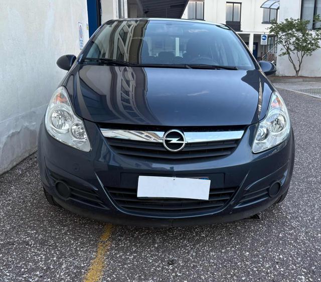 OPEL Corsa usata, con Autoradio