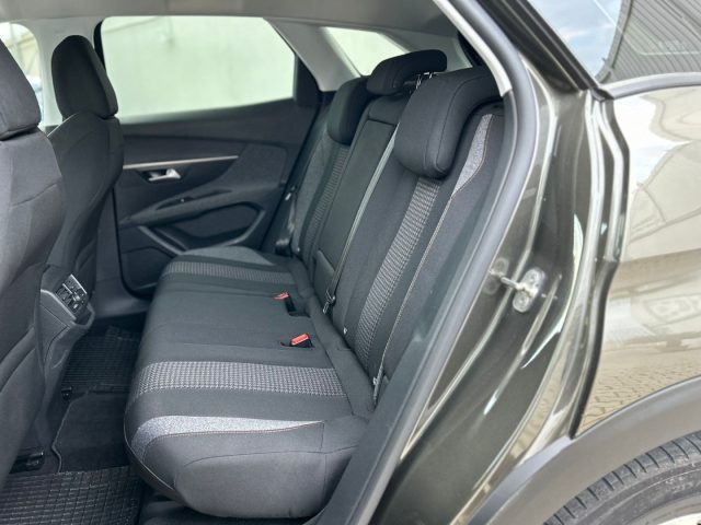 PEUGEOT 3008 usata, con Portapacchi