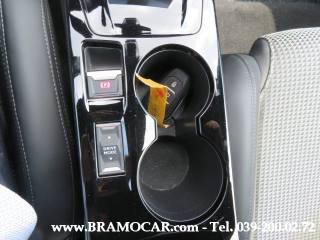 PEUGEOT 208 usata, con Volante in pelle