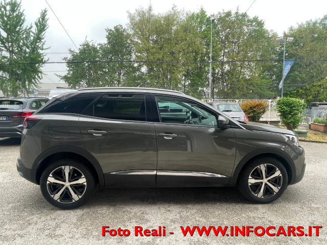 PEUGEOT 3008 usata, con Chiusura centralizzata