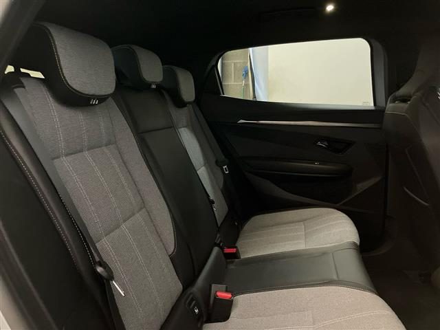 RENAULT Megane usata, con Sensori di parcheggio posteriori