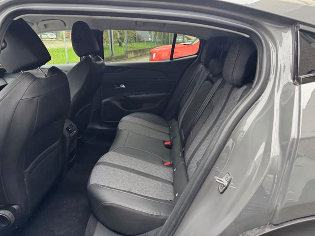 PEUGEOT 408 usata, con Boardcomputer