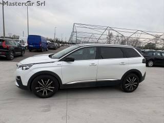 PEUGEOT 5008 usata, con Airbag laterali