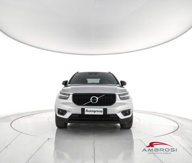 VOLVO XC40 usata 4
