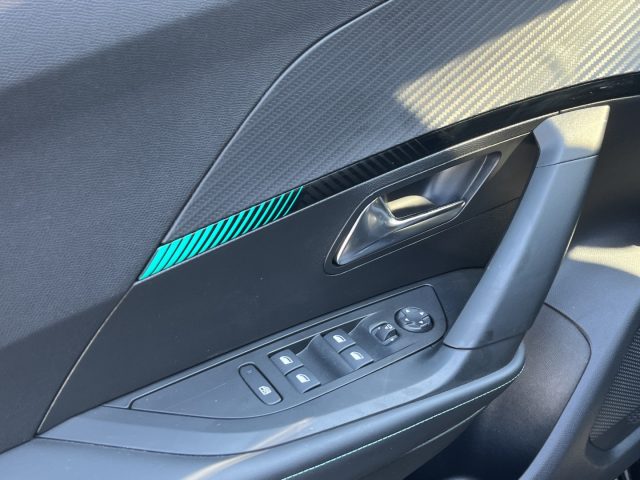 PEUGEOT 2008 usata, con Fari Xenon