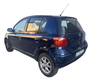 TOYOTA Yaris usata, con Airbag
