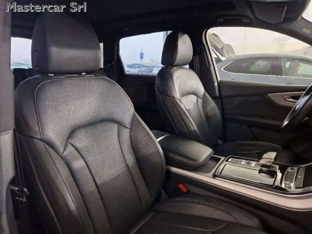 AUDI Q7 usata, con Regolazione elettrica sedili