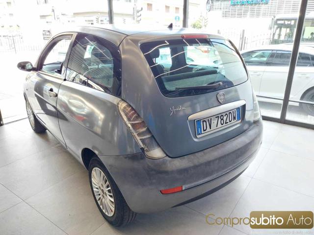 LANCIA Ypsilon usata, con Chiusura centralizzata