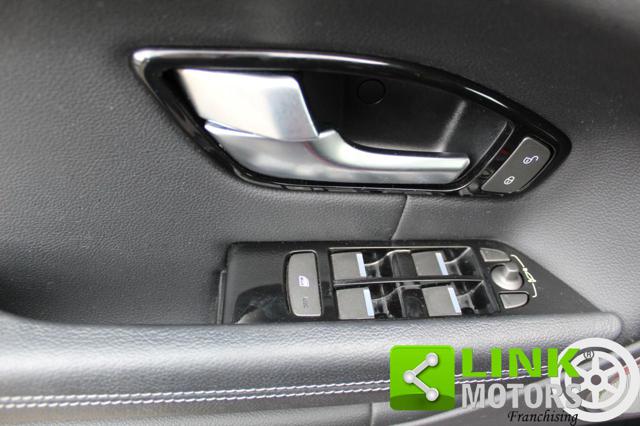 LAND ROVER Range Rover Evoque usata, con Specchietti laterali elettrici