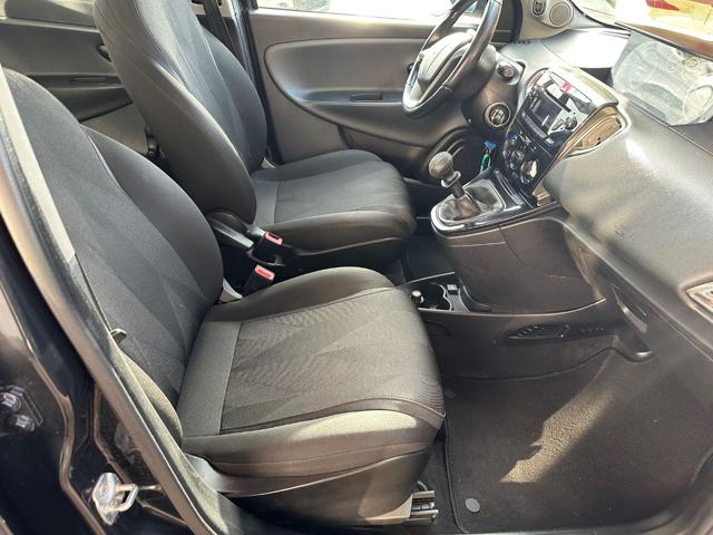 LANCIA Ypsilon usata 24