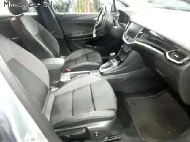 OPEL Astra usata, con Boardcomputer