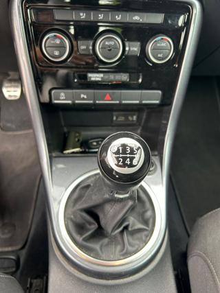 VOLKSWAGEN Maggiolino usata, con Park Distance Control