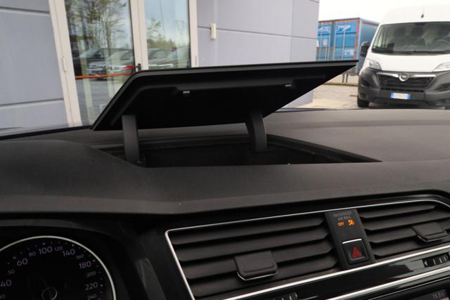 VOLKSWAGEN Tiguan usata, con Volante in pelle