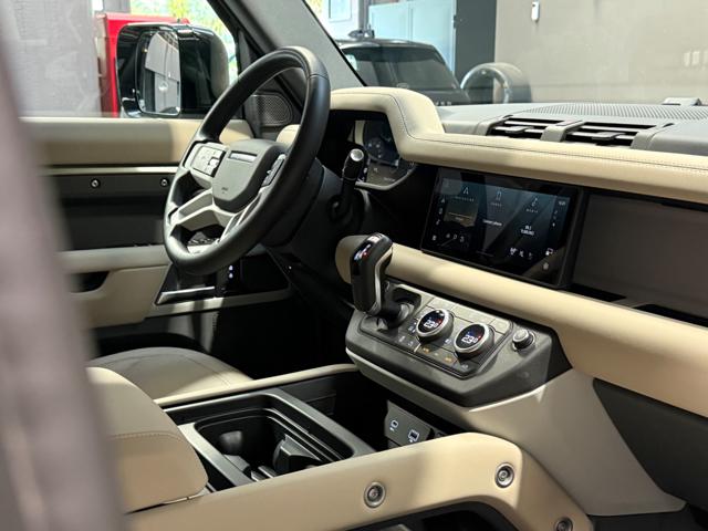 LAND ROVER Defender usata, con Cruise Control