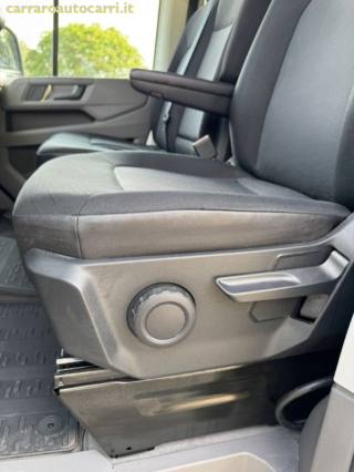 VOLKSWAGEN Crafter usata, con Hill holder
