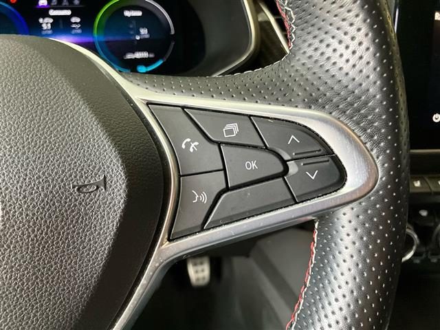 RENAULT Arkana usata, con Hill holder