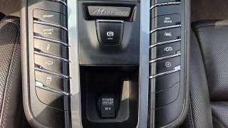 PORSCHE Macan usata, con Leve al volante
