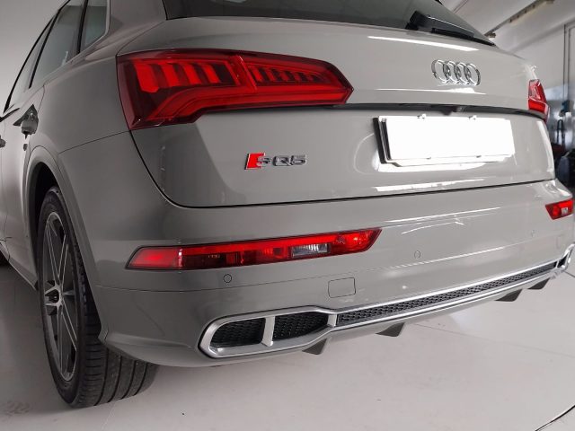 AUDI SQ5 usata, con Leve al volante