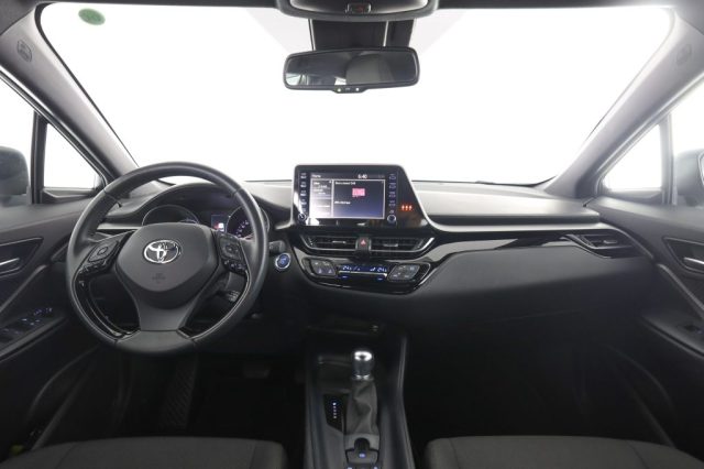 TOYOTA C-HR usata 4