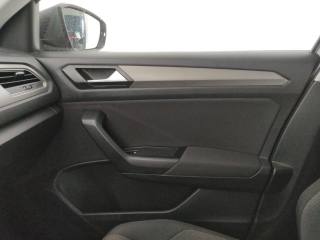 VOLKSWAGEN T-Roc usata, con Sedile posteriore sdoppiato