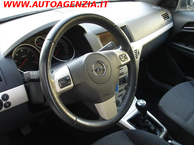 OPEL Astra usata 16