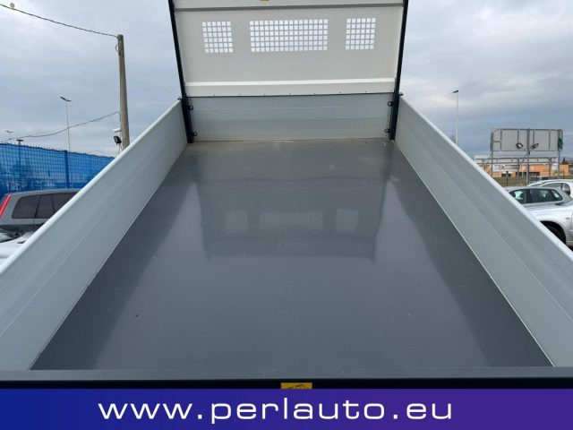 ISUZU M21 usata, con Fari LED