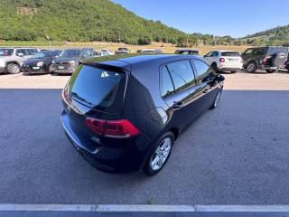 VOLKSWAGEN Golf usata, con Autoradio