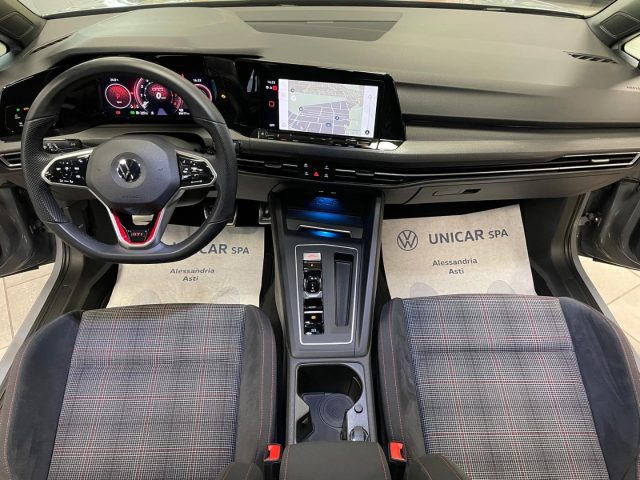 VOLKSWAGEN Golf usata, con Sistema di navigazione