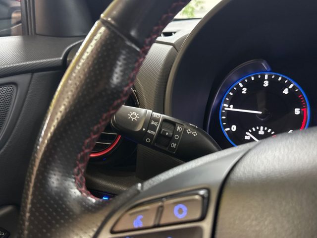 HYUNDAI Kona usata, con Bluetooth