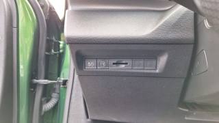 PEUGEOT 308 usata, con Fari LED