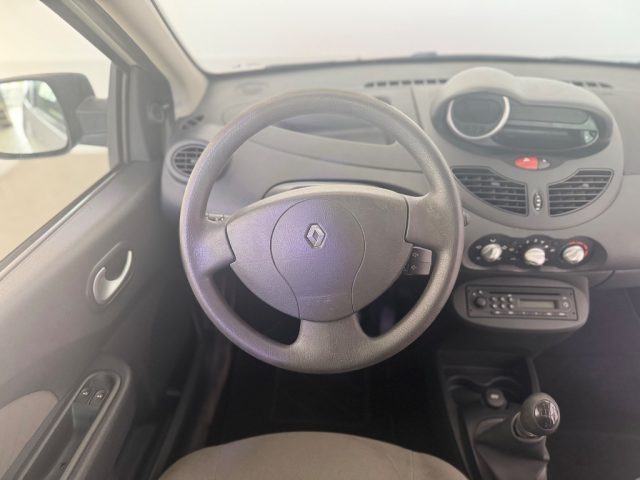 RENAULT Twingo usata 11