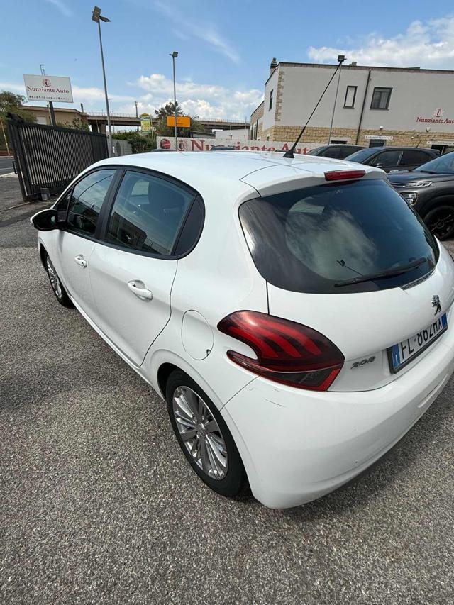 PEUGEOT 208 usata, con Controllo trazione