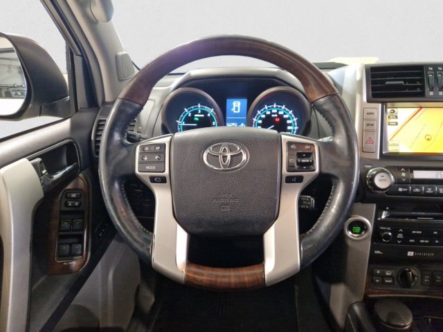 TOYOTA Land Cruiser usata, con Cruise Control