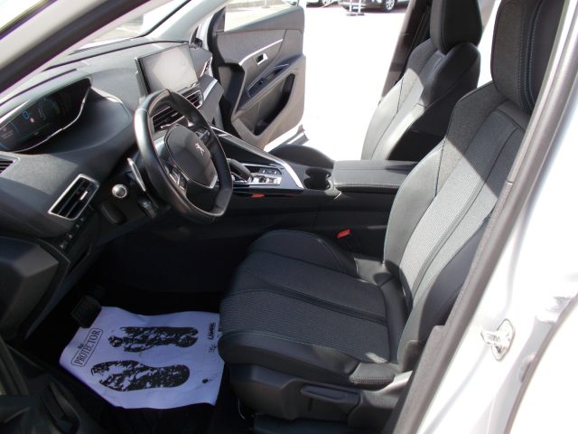 PEUGEOT 3008 usata, con Chiusura centralizzata