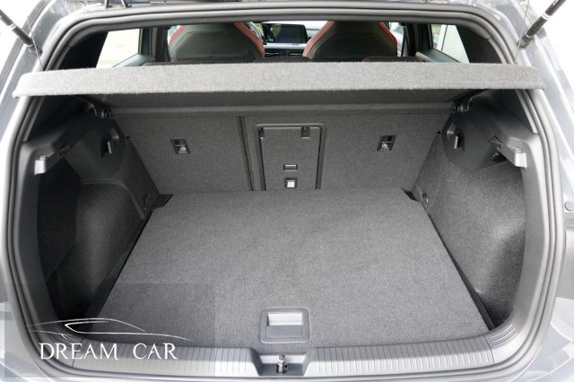 VOLKSWAGEN Golf GTI usata, con Park Distance Control
