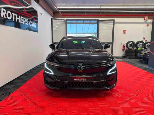 RENAULT Megane Grand Coupe usata, con Airbag