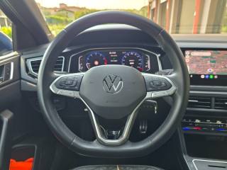 VOLKSWAGEN Taigo usata, con MP3