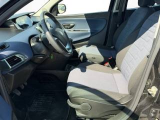 LANCIA Ypsilon usata, con Sedile posteriore sdoppiato