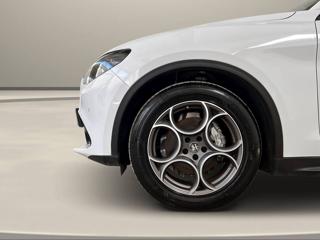 ALFA ROMEO Stelvio usata, con Bluetooth
