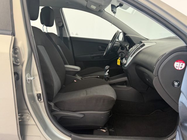 KIA cee
