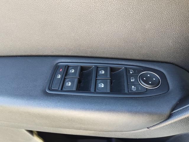 RENAULT Captur usata, con Controllo trazione