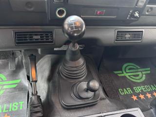 LAND ROVER Defender usata 9