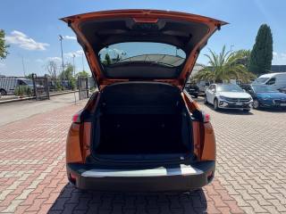 PEUGEOT 2008 usata, con Portapacchi